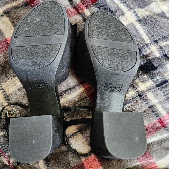 Circus Black Velvet Platform Heels - Picture 6 of 6